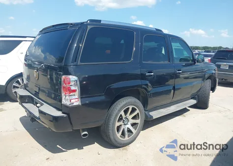 2005 Cadillac Escalade Standard z USA, uszkodzony, nr VIN 1GYEK63N25R248709